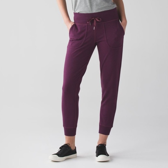 Lululemon Comfy As Sweat Pant - Picture 1 of 7